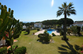 Beautiful townhouse-end of row in Calahonda Mijas